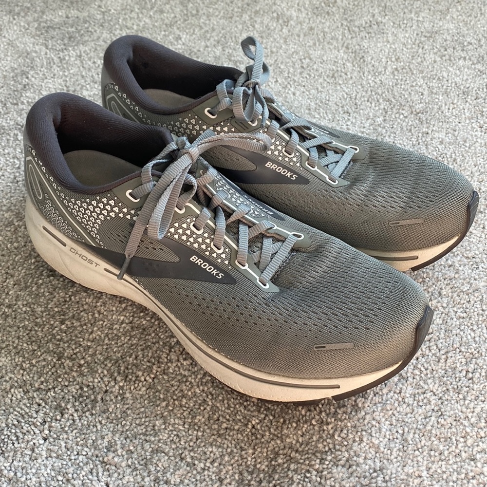 Brooks Ghost - image 1